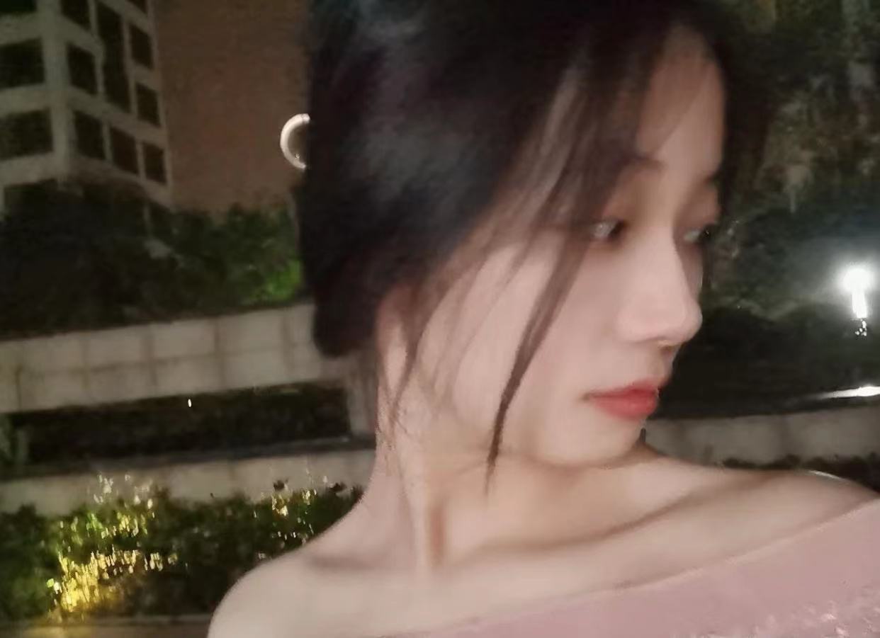 分享私密会所一个邻家小妹般温柔宁晴儿